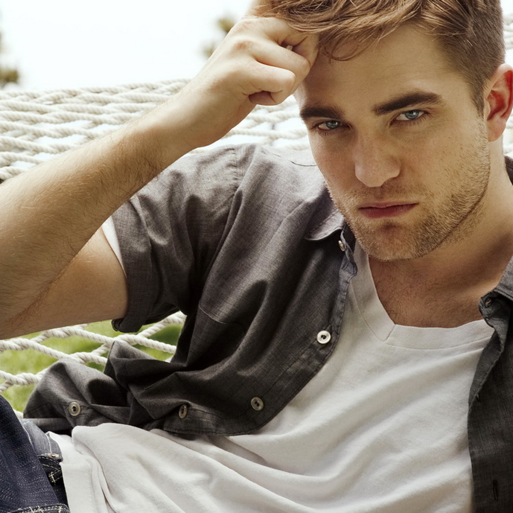 красавчик Robert-Pattinson
