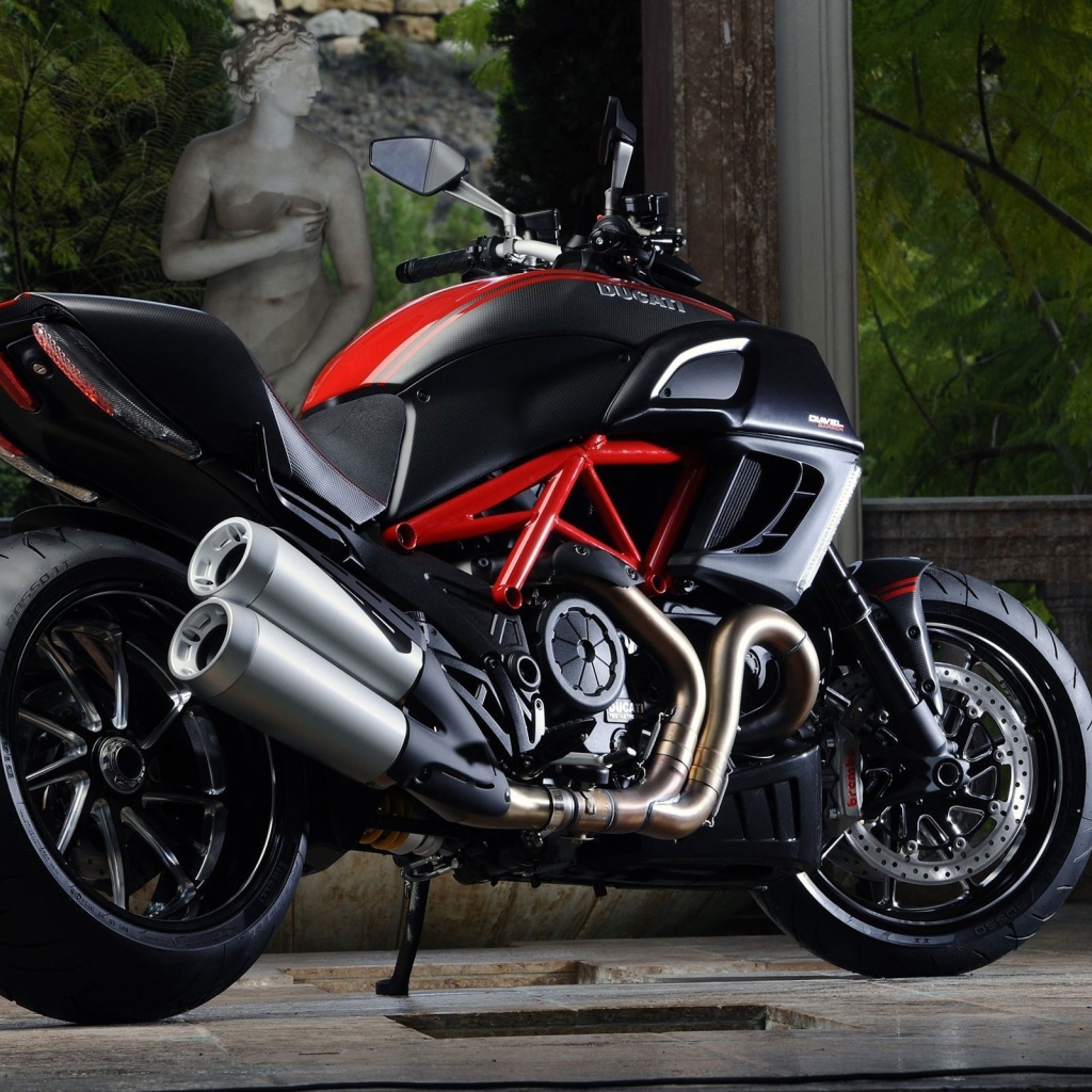 Ducati Monster 1100