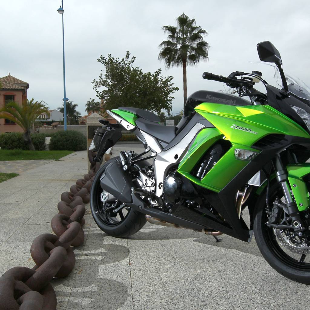 Kawasaki Z1000SX