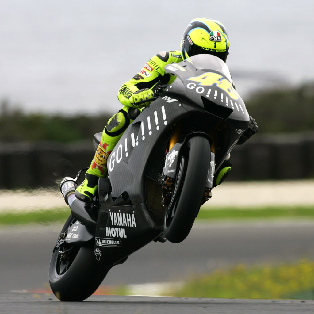 Спортивный мотобайк