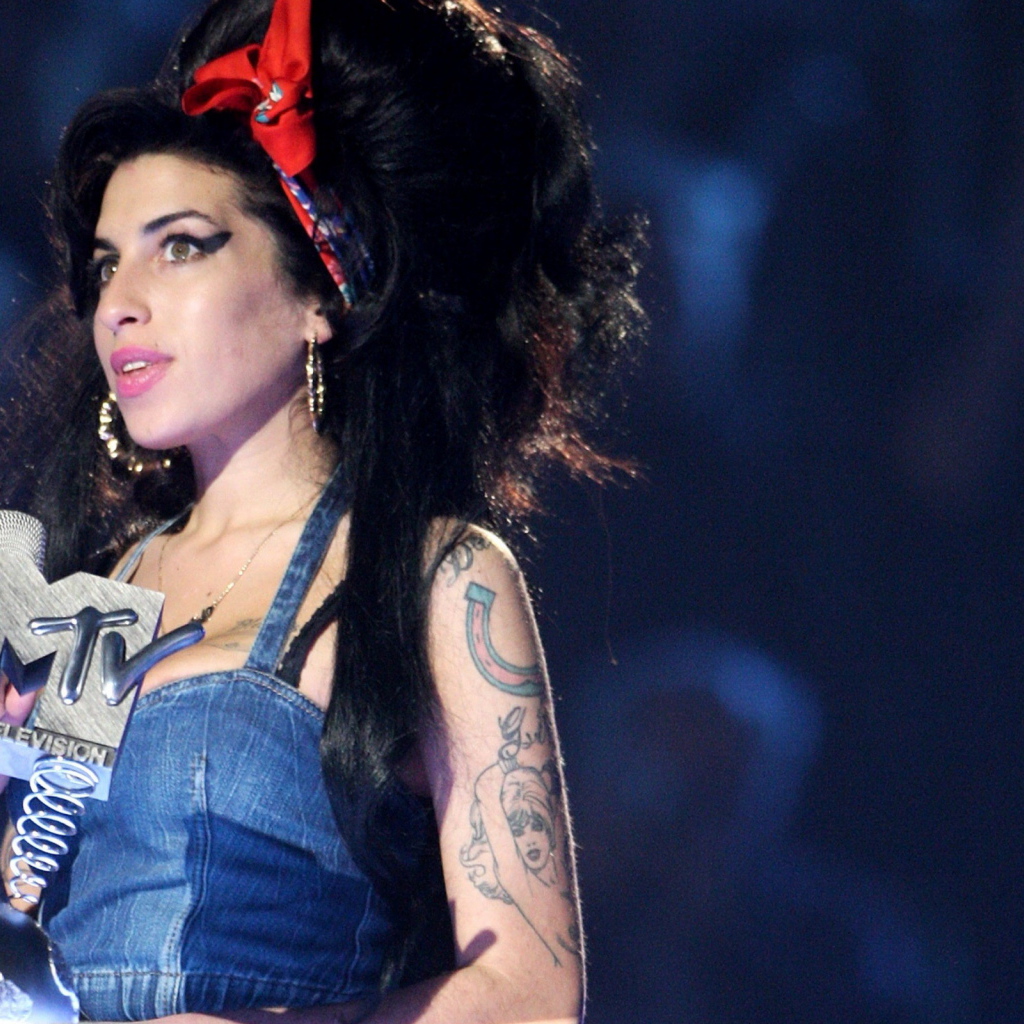 Эми Джейд Уайнхаус