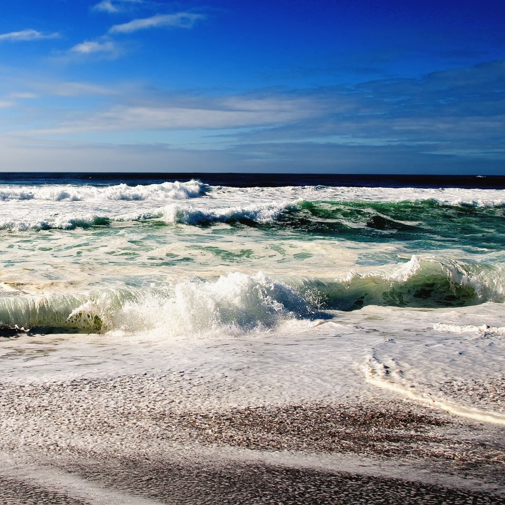 Песчаный берег