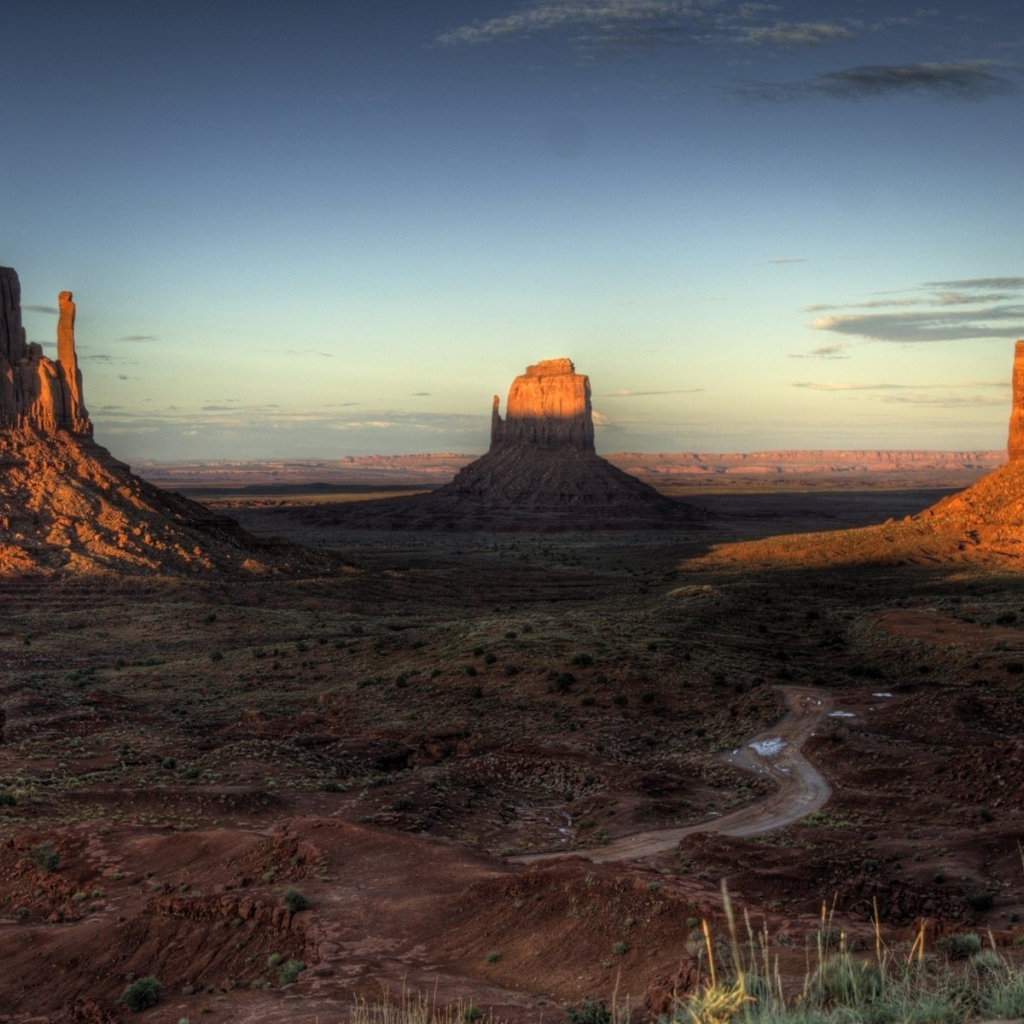 Пустынный пейзаж