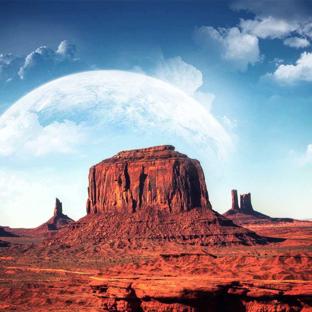 Горы в пустыне