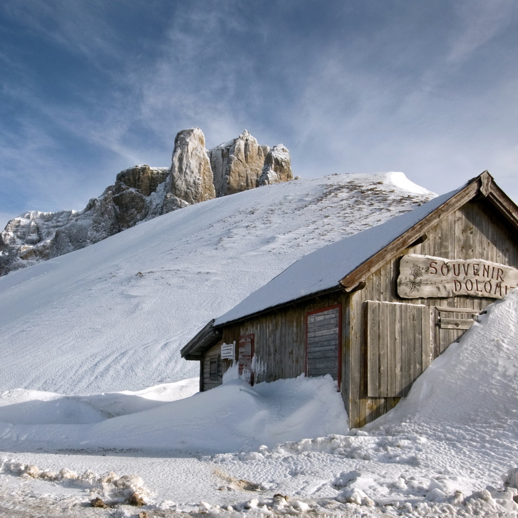 Сарай в горах