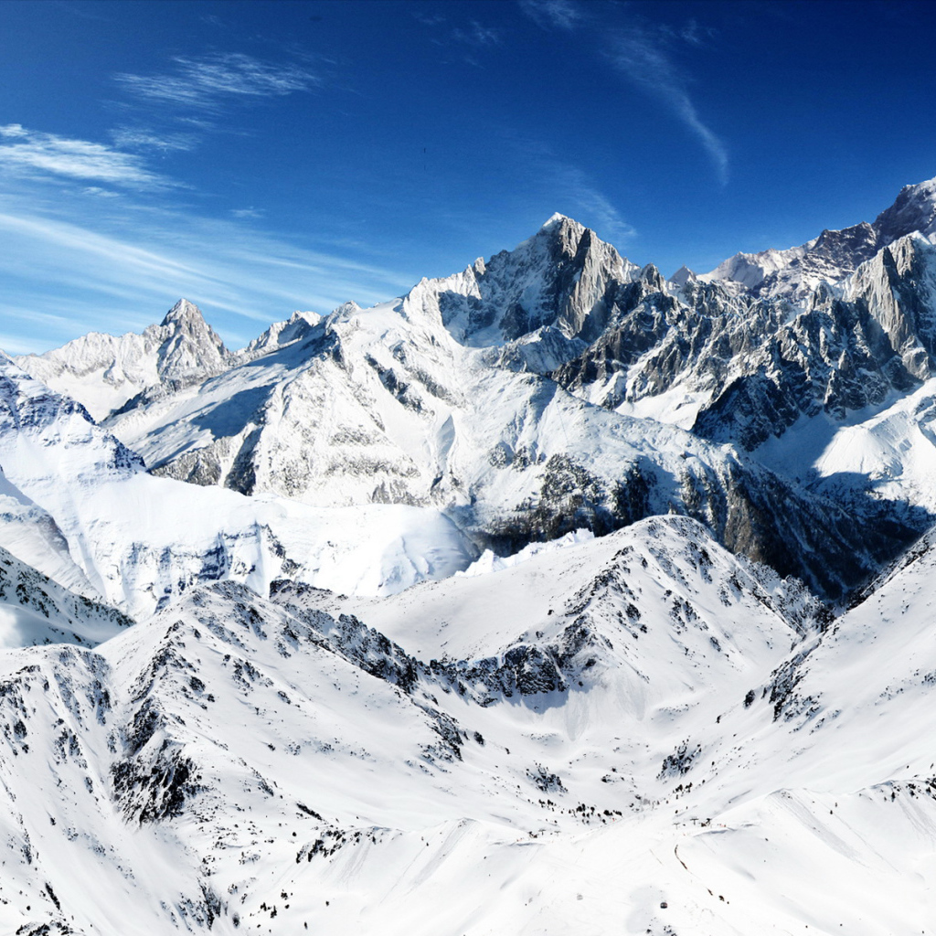 Горы и снег