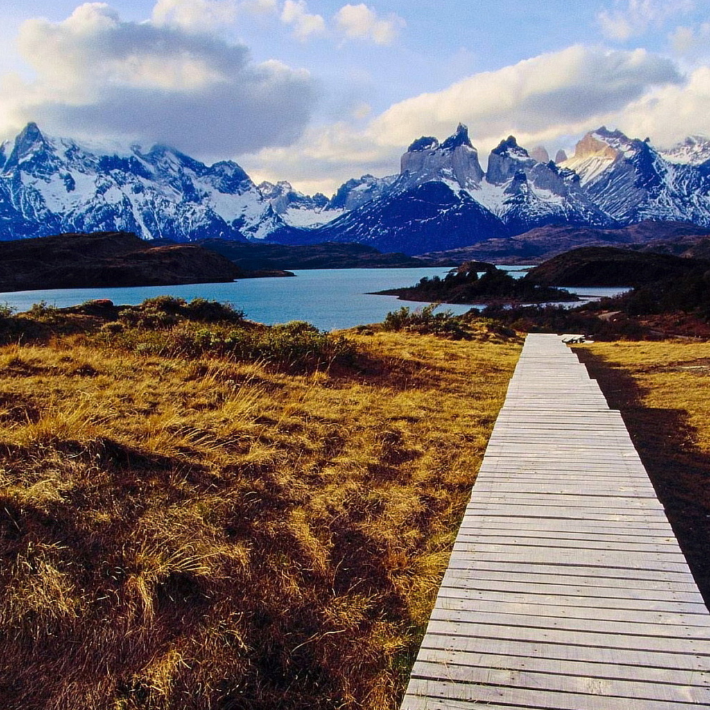 Дорожка к озеру