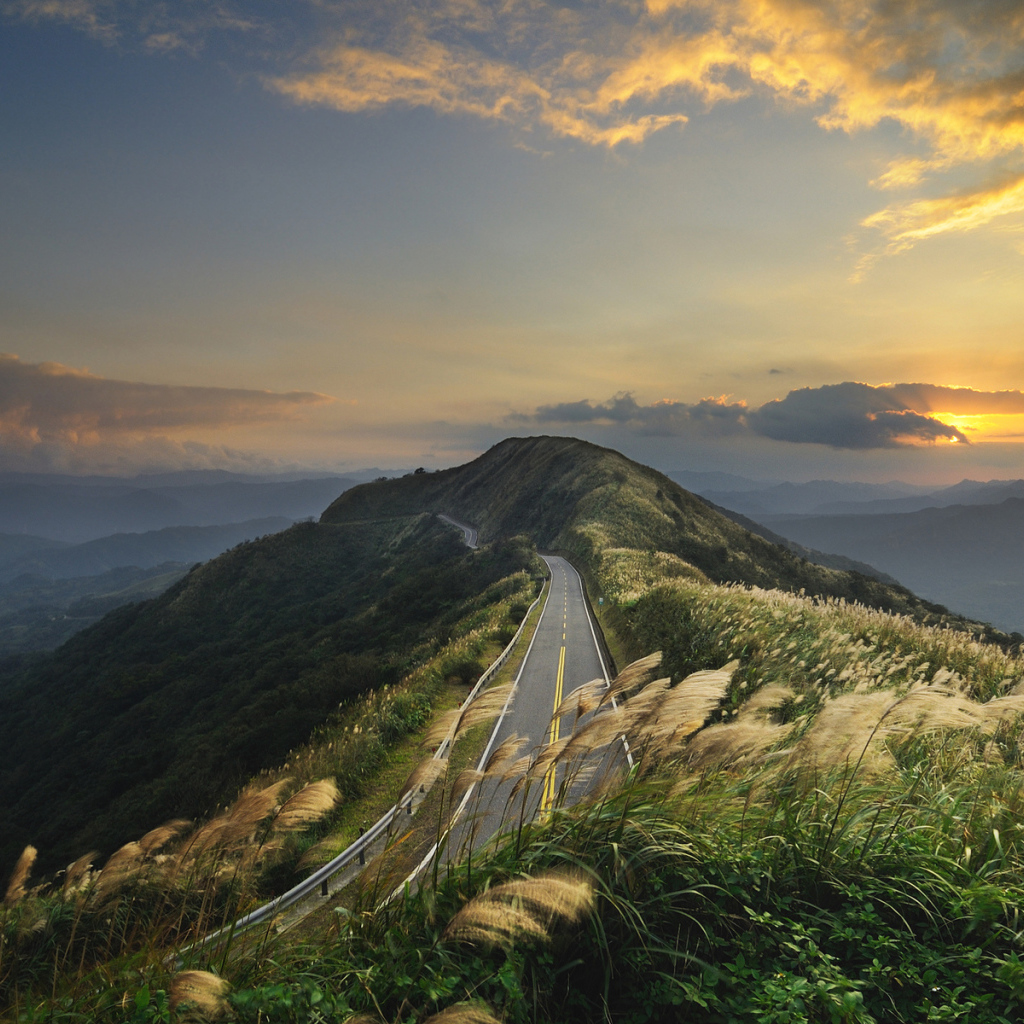 Дорога по вершинам гор