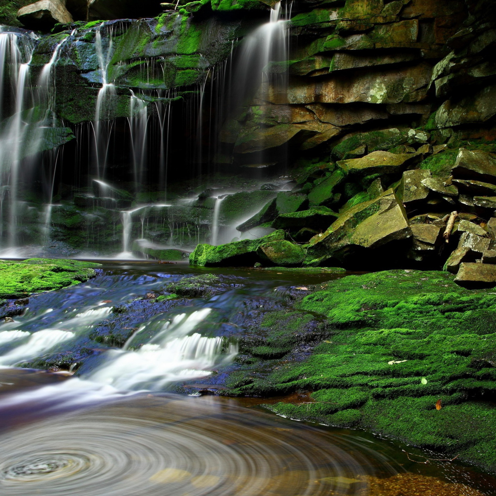 Струящийся ручей