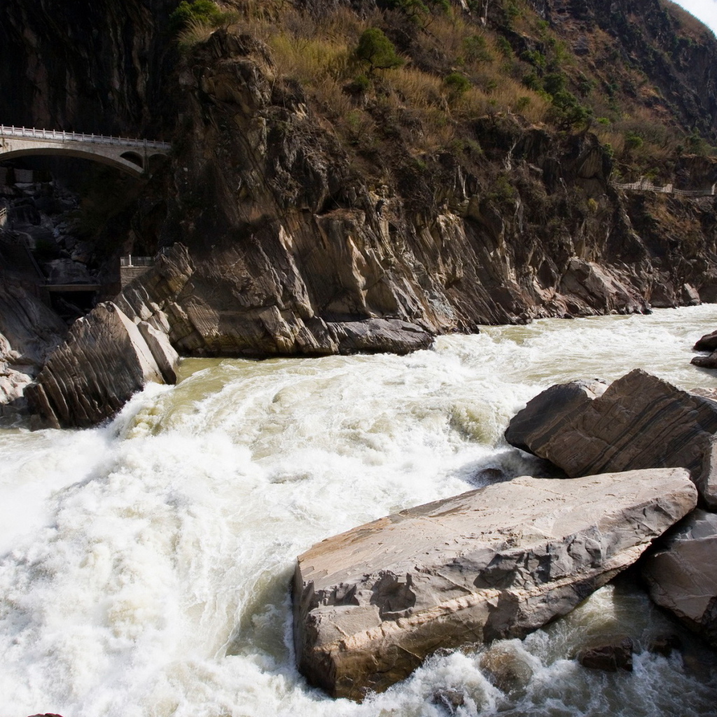 Речка в горах