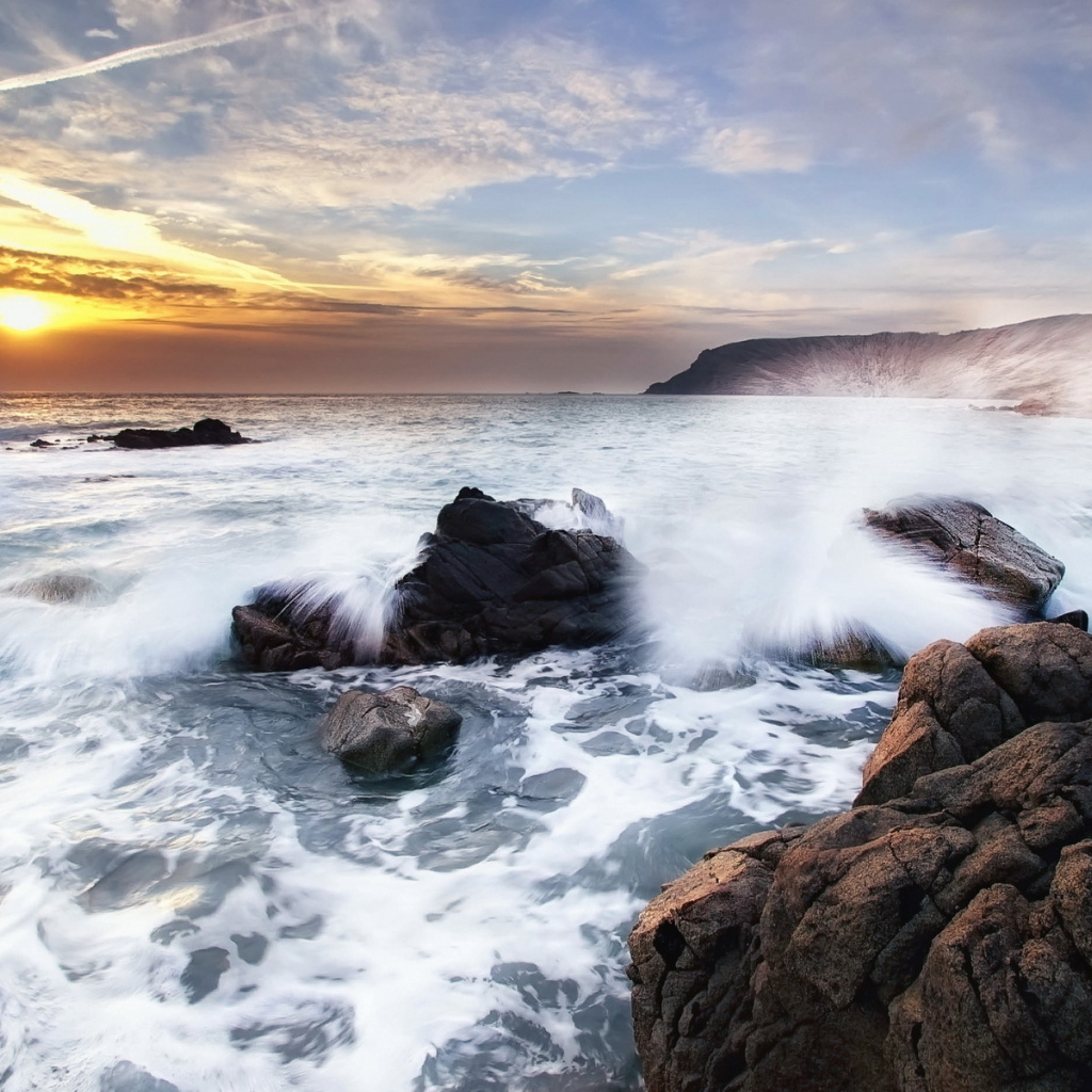 Волна у берега