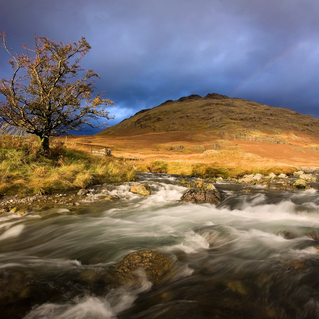 Речка на холме