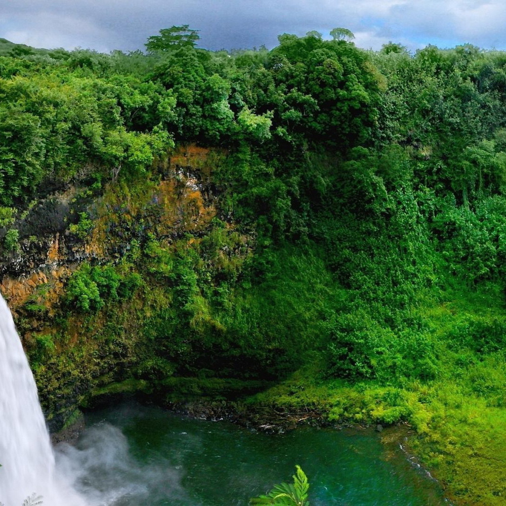 Водопад на речке