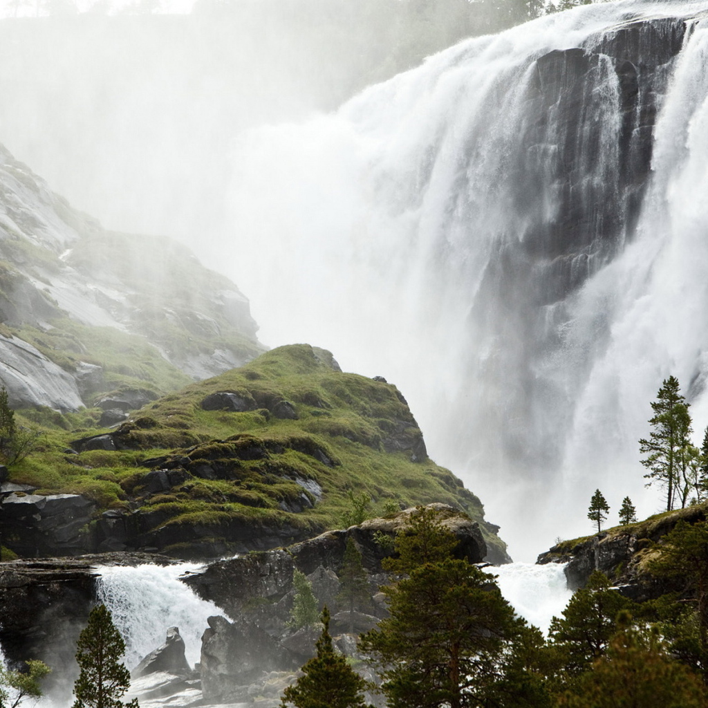Большой водопад