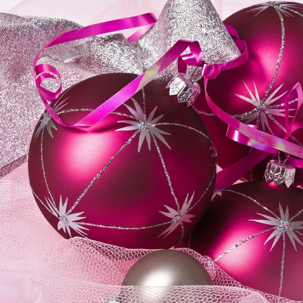 Елочные шары