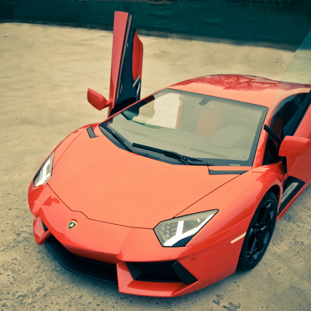 Lamborghini Aventador LP700-4