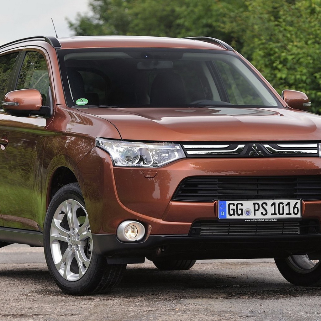 Mitsubishi-Outlander 2013