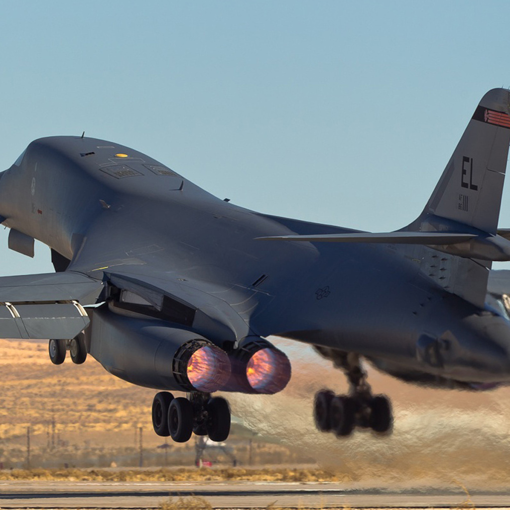 B-1B Lancer бомбардировщик