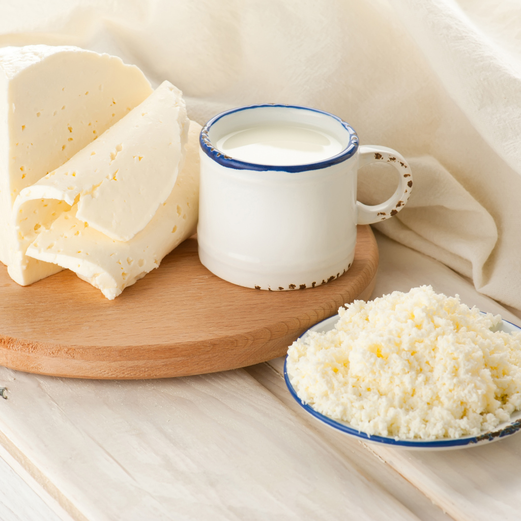 Молоко и творог