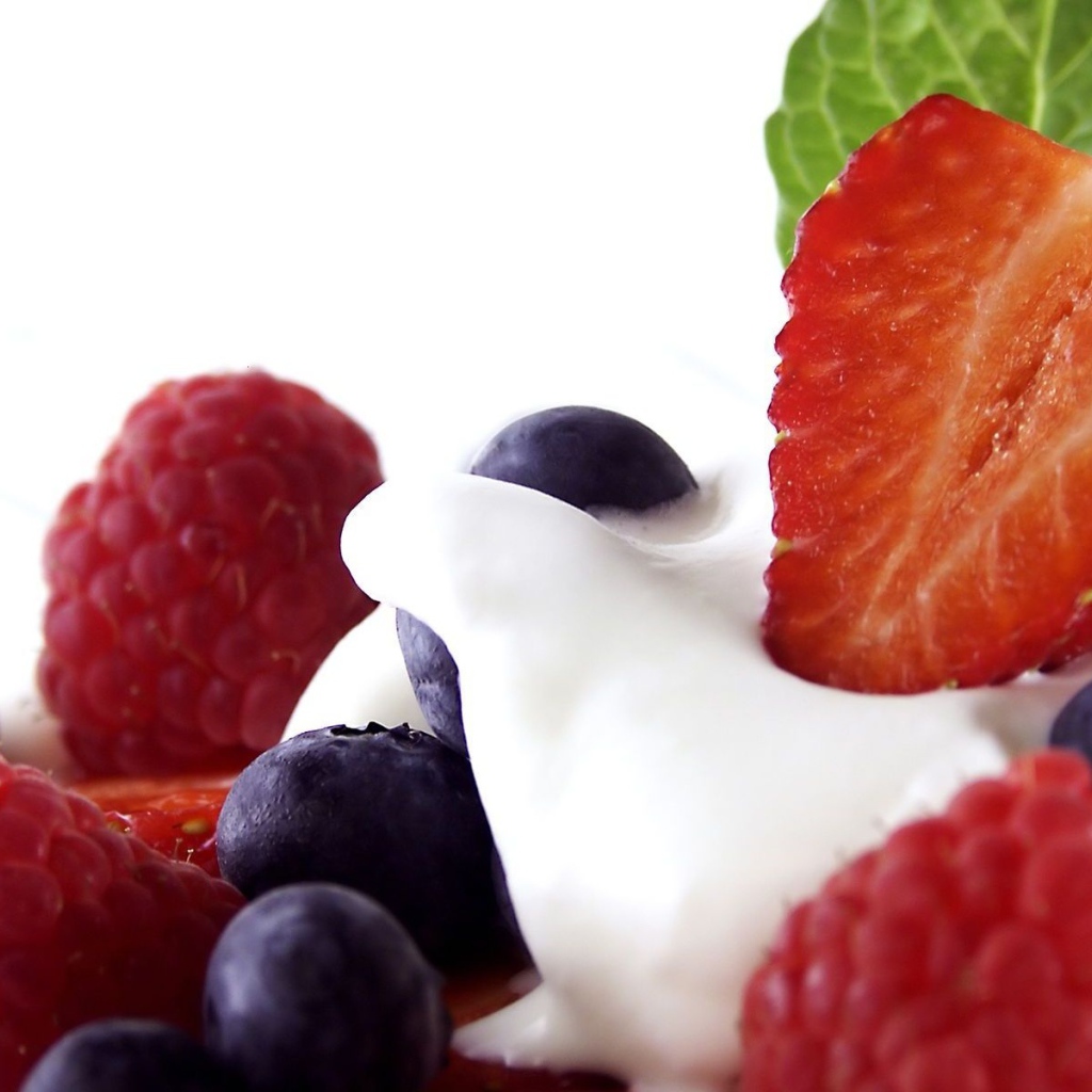 Ягоды со сливками