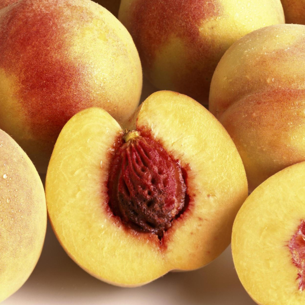 Сладкий персик