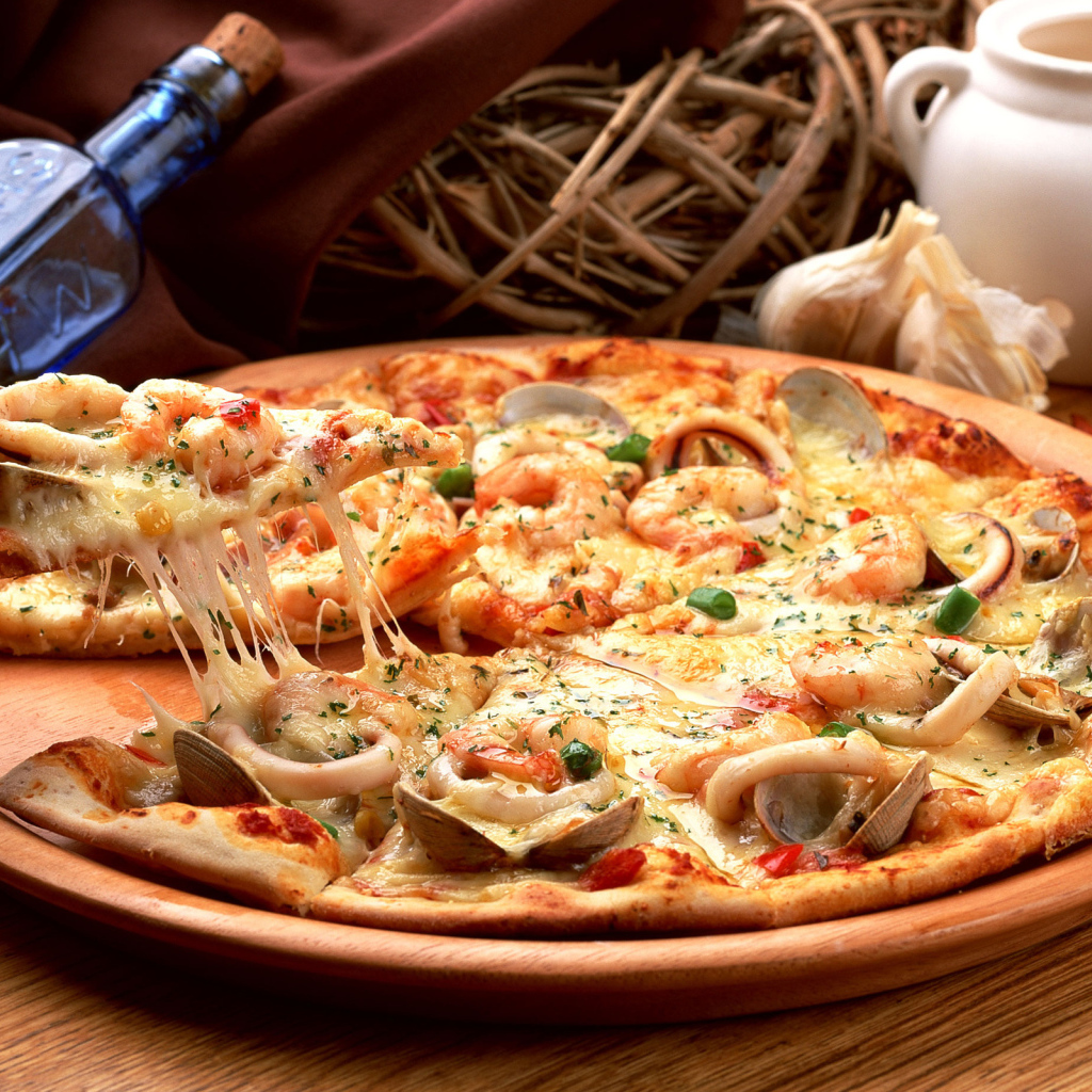 Пицца с морепродуктами