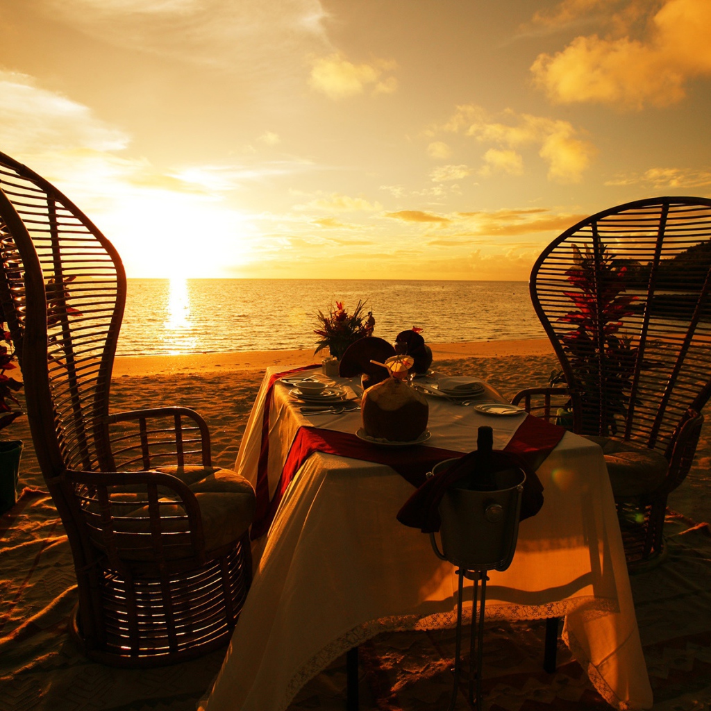 Ужин на пляже