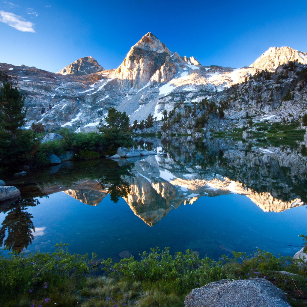 Горное озеро