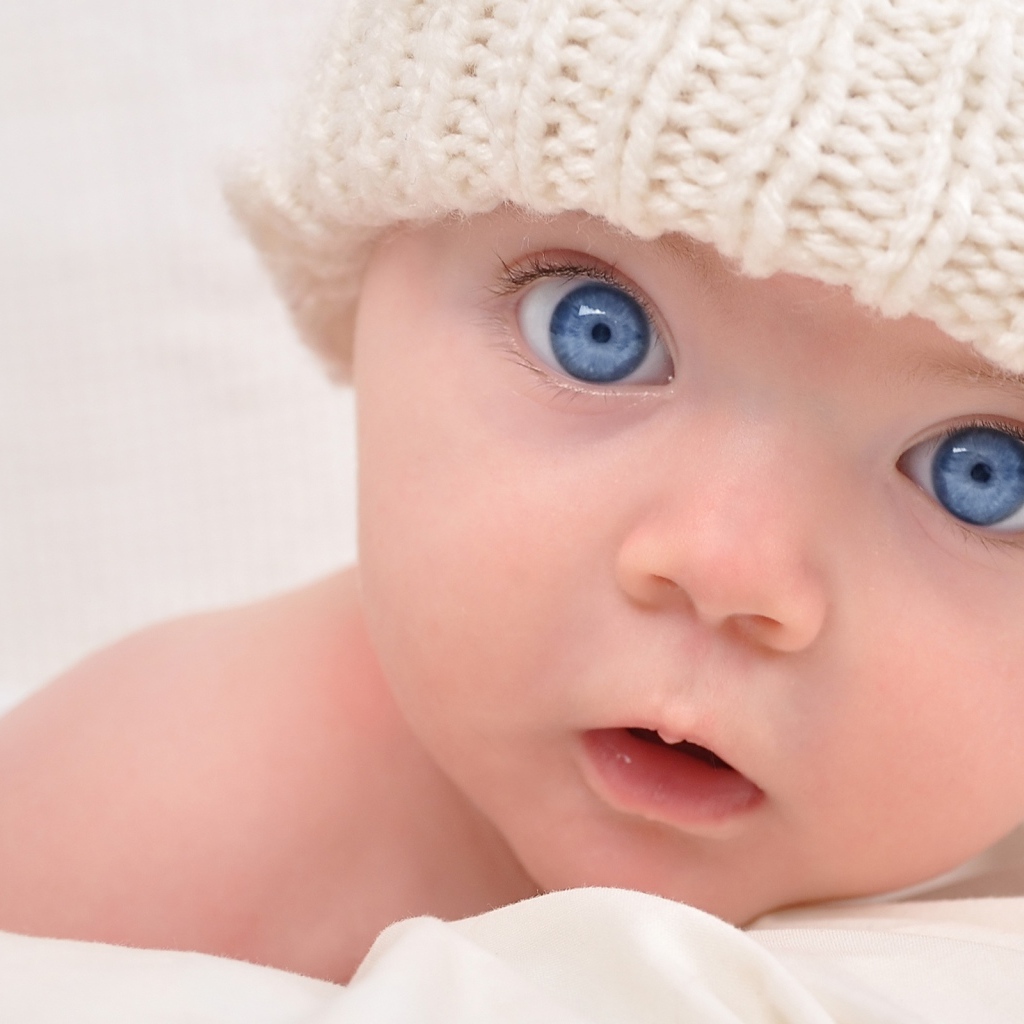 Красивая девочка