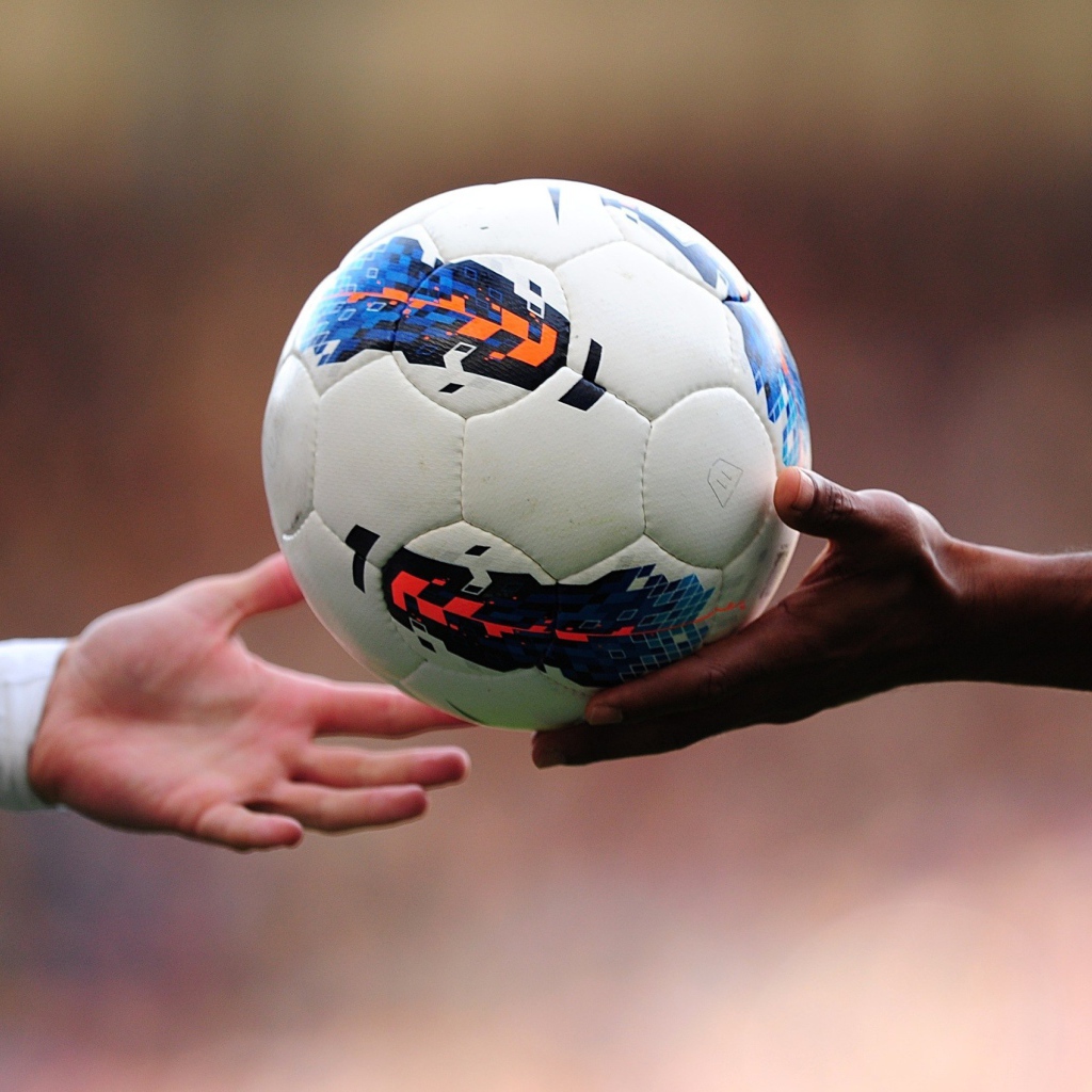 Мяч английской лиги