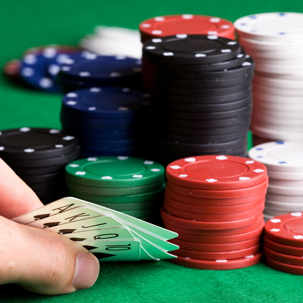 Фишки и карты