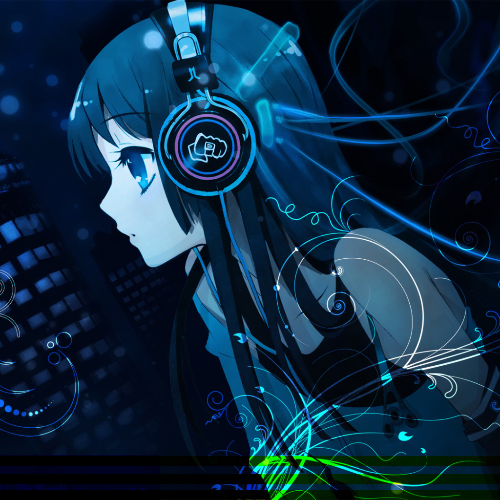 Акияма слушает музыку