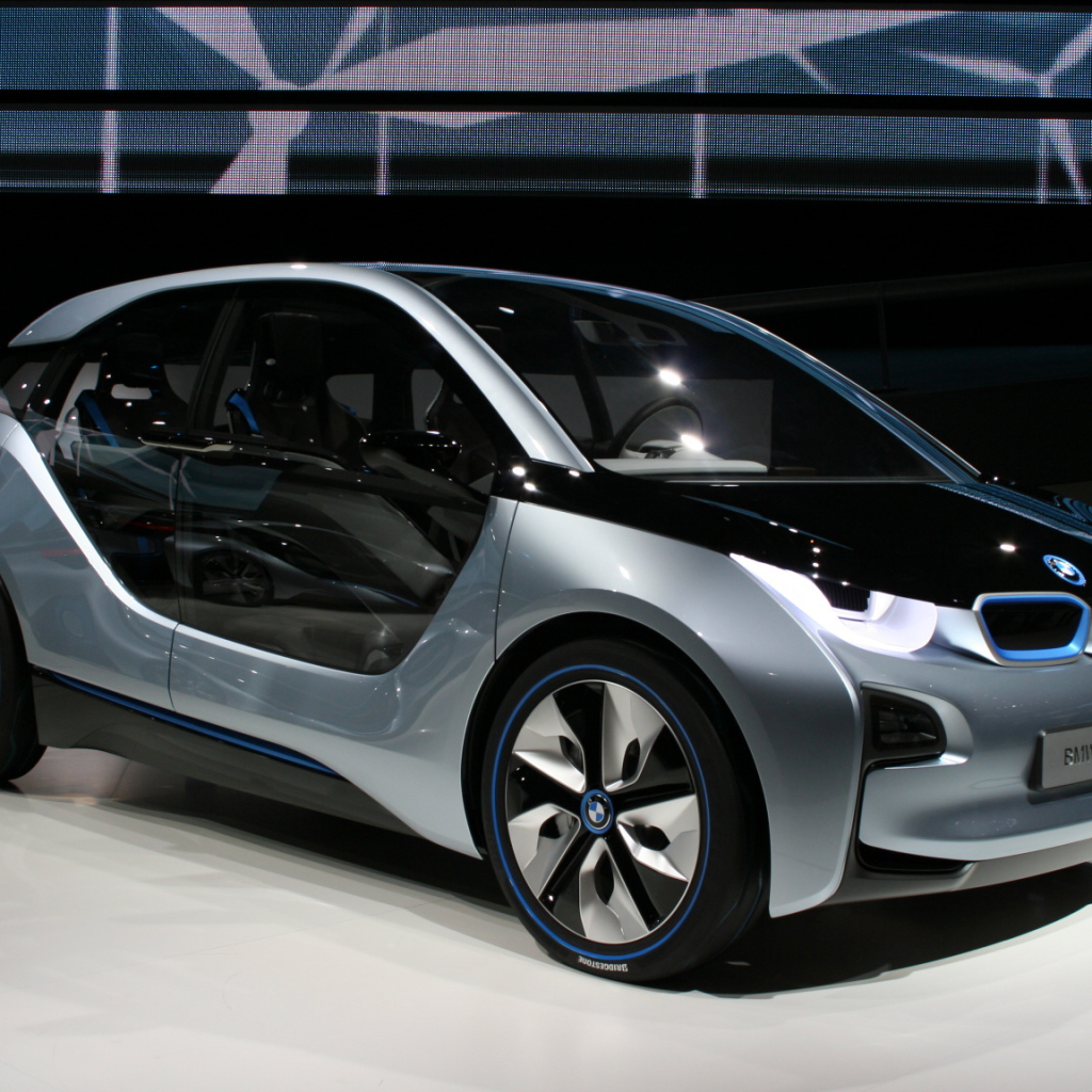 BMW i3 в автосалоне