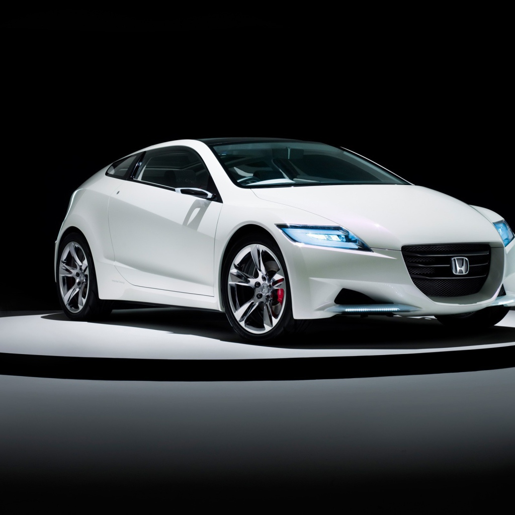 Белая Honda CR-Z