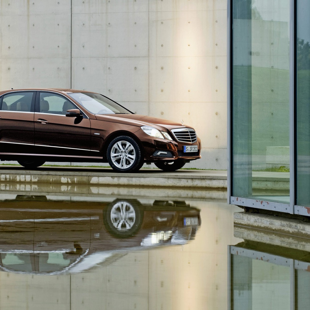 Автомобили Mercedes-Benz