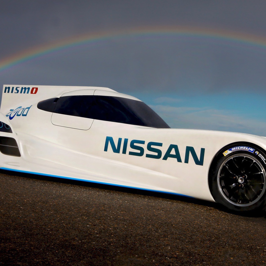 Нисан под радугой