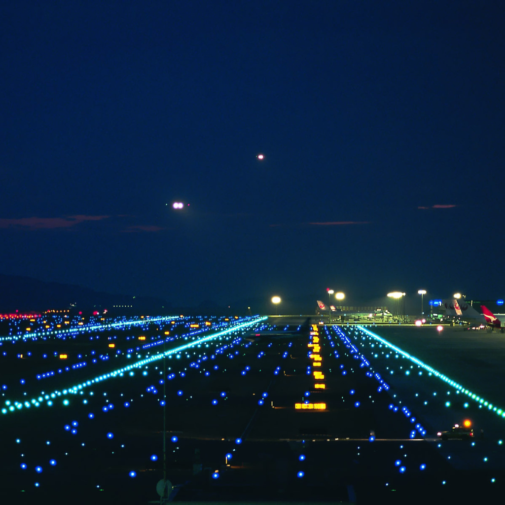 Посадочные огни аэропорта