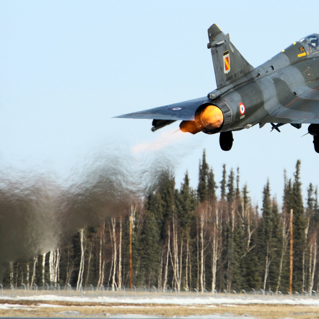 Самолет на взлете