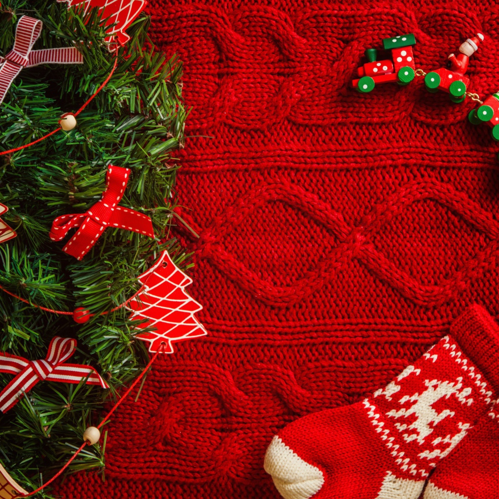 Носочки и украшение на рождество