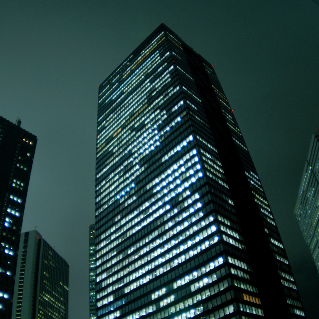 Небоскребы в ночи