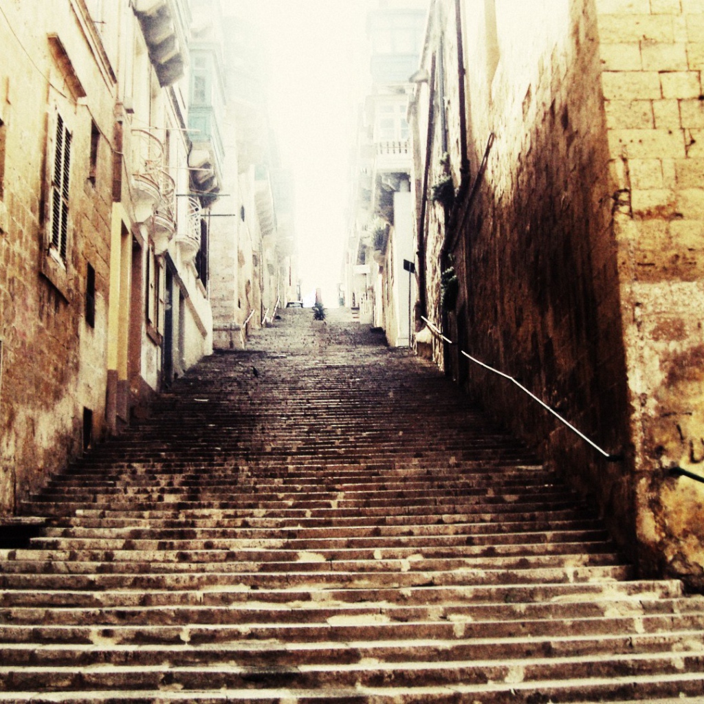 Лестница на улице