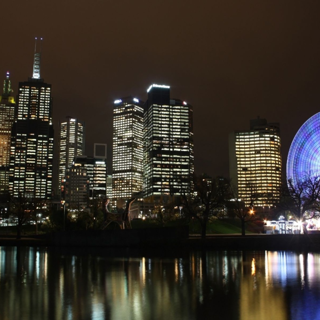 Пейзаж ночного города