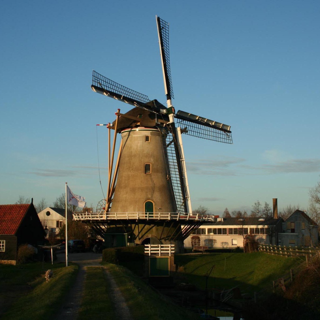 Ветреная мельница в Голландии