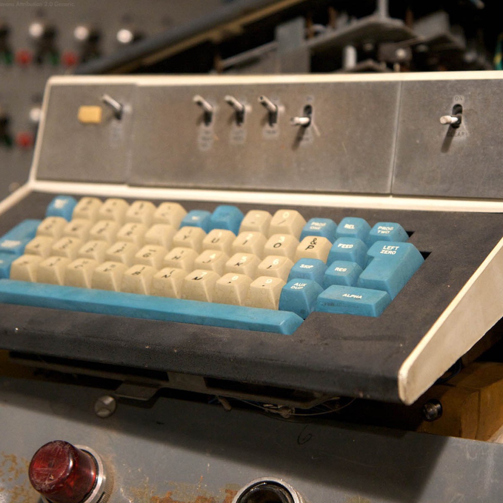 Антикварный компьютер