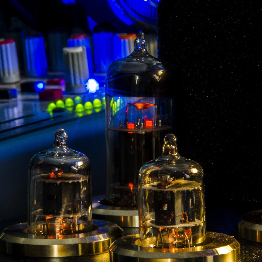 Ламповая электроника