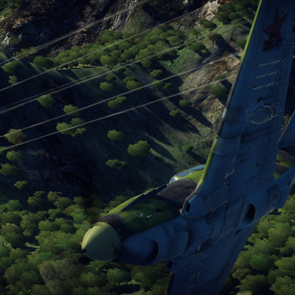 War Thunder самолет истребитель уворачиваясь от от пуль