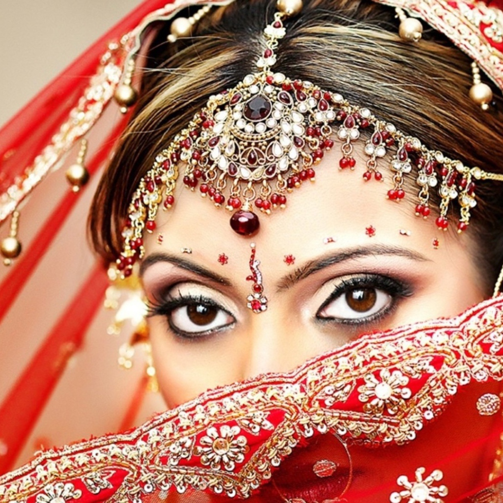 Карие глаза