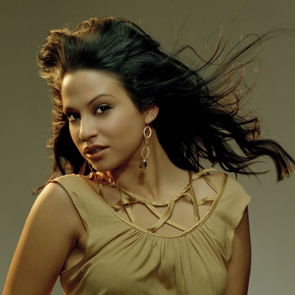 Нави Рават знаменитость