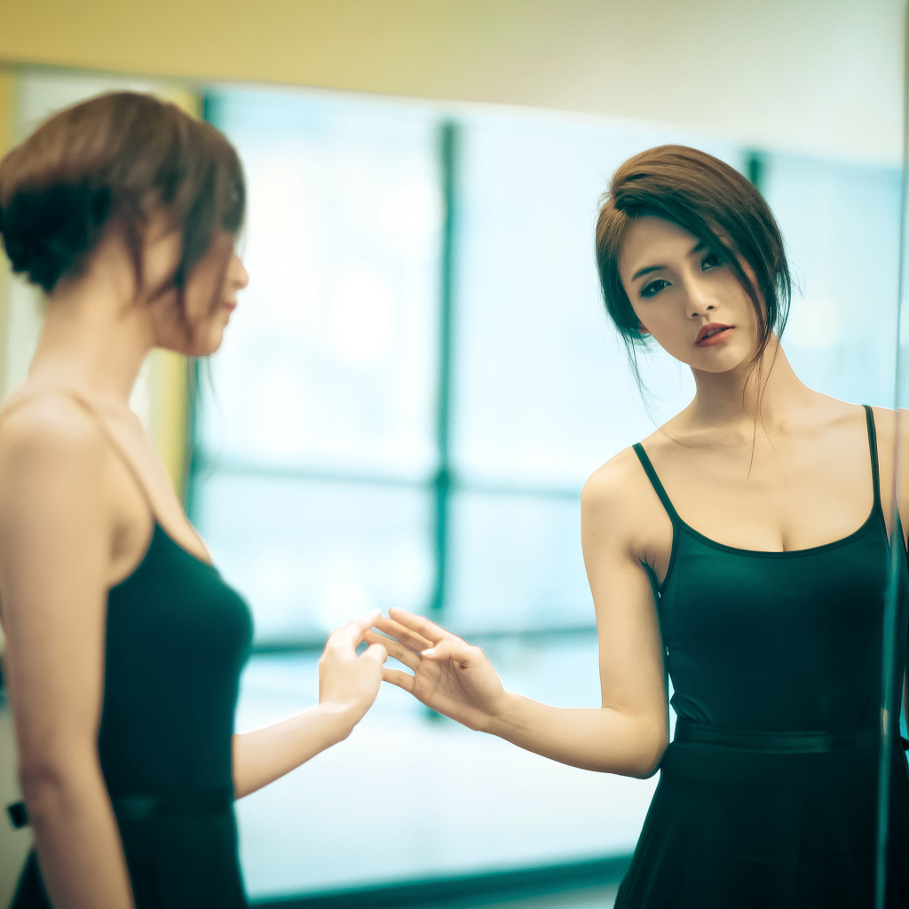 Очень красивая молодая балерина