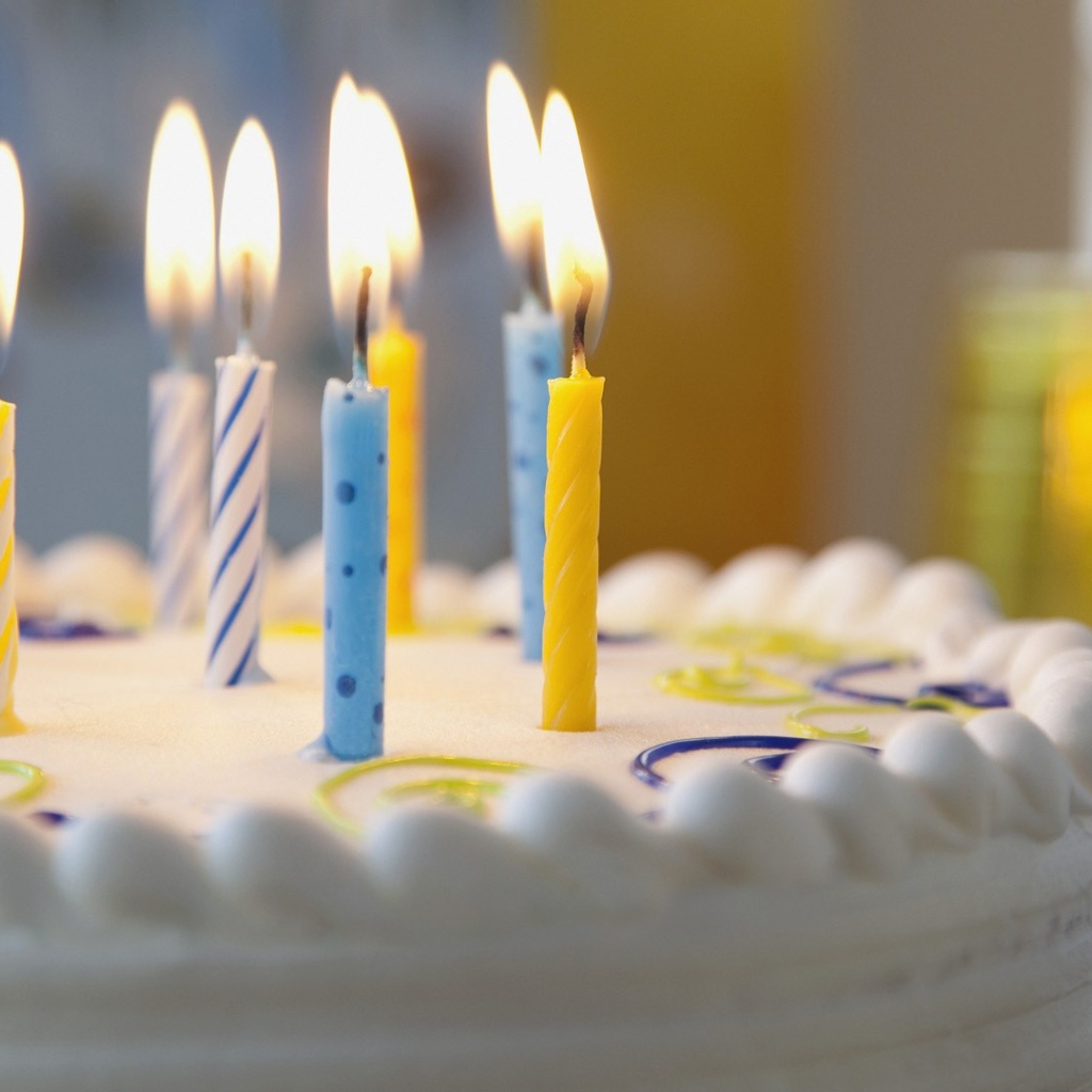 Торт со сливочным кремом на день рождения